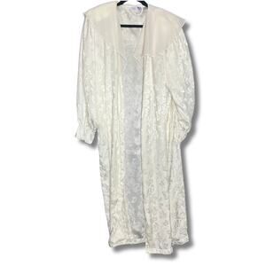 Vintage 70s Jacquard White Satin Robe Flowy Sheer Collar Hollywood Glam